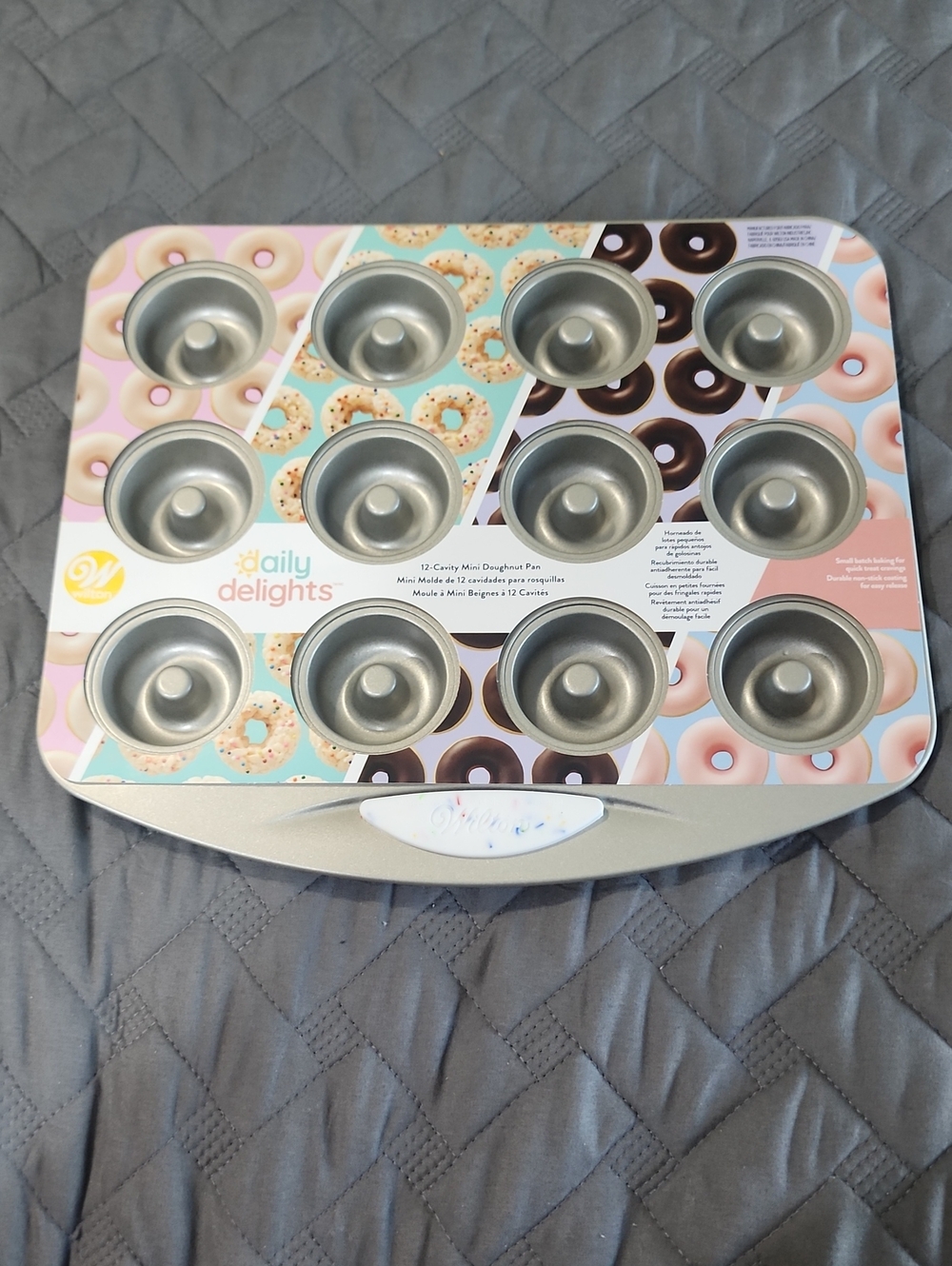 Wilton Silver 12-Cavity Mini Donut Pan